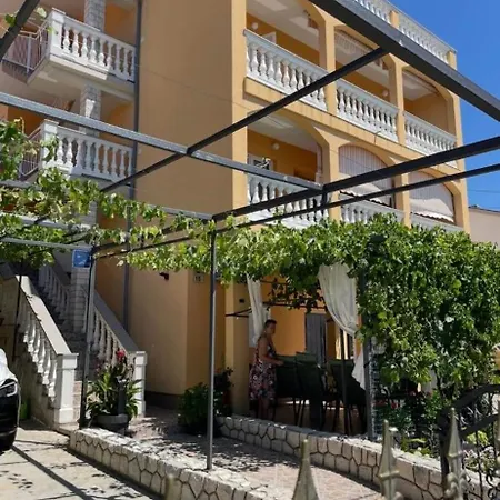 Rum i privatbostad Haus Til Dramalj